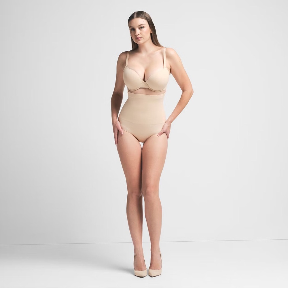 Core Control High Waist Brief in Sand